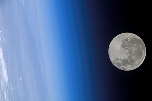 Earth and moon’s origins are topic of 2014 McDonnell Distinguished Lecture
