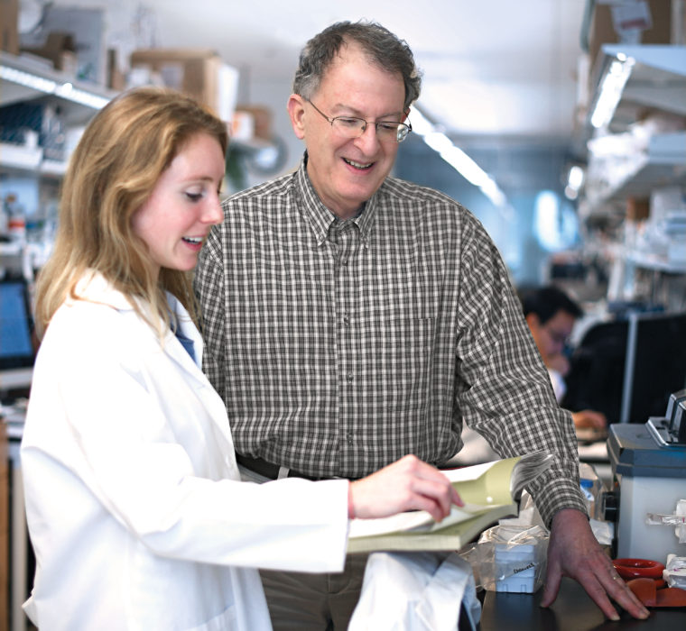 Assisted by many ­talented students and postdoctoral fellows, such as Jeanette Gehrig, ­pioneering researcher Jeffrey I. Gordon, MD, has been studying the ­microbial ­communities that colonize the human gut for more than two ­decades, and his work has ­revolutionized our understanding of human ­biology. (James Byard/Washington University)