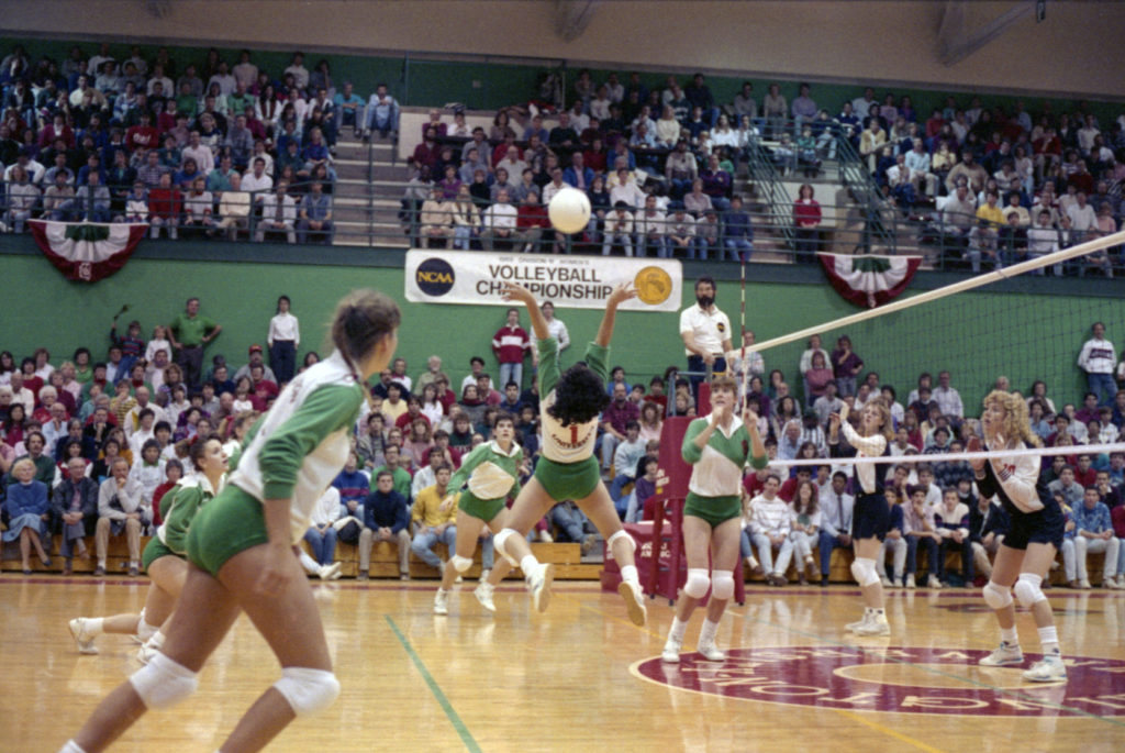 Womens volleyball win national championship in 1989