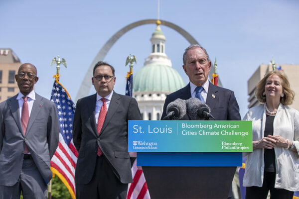 Bloomberg announces Midwestern Collegiate Climate Summit