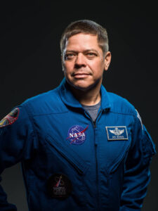 Washington University alumnus Col. Robert “Bob” Behnken, BSME ’92 (mechanical engineering), BSPhy ’92 (physics). (Official NASA/Commercial Crew portrait: Robert Markowitz)