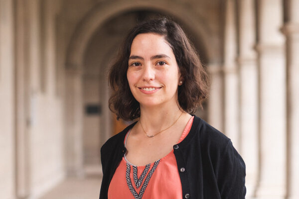Laura Escobar Vega: Building mathematical bridges