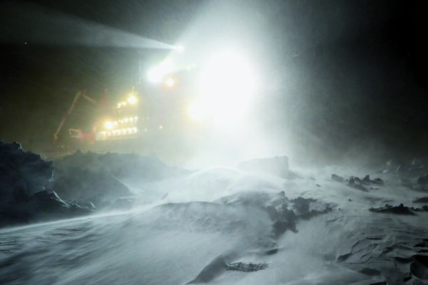 Blowing snow contributes to Arctic warming