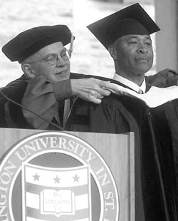 Ozzie Smith receives his honorary degree