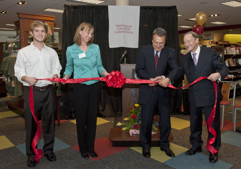 Campus Store ribbon-cutting