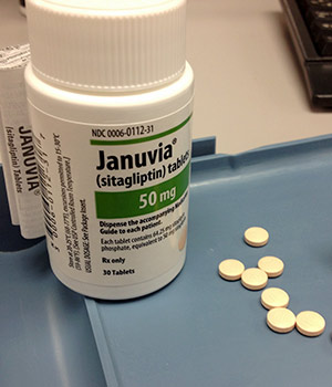 Researchers at Washington University School of Medicine in St. Louis found that the diabetes drug sitagliptin (brand name Januvia) improved glucose metabolism and reduced inflammation in HIV-positive adults on antiretroviral therapy, suggesting that the drug may lower risk of heart attacks and strokes.