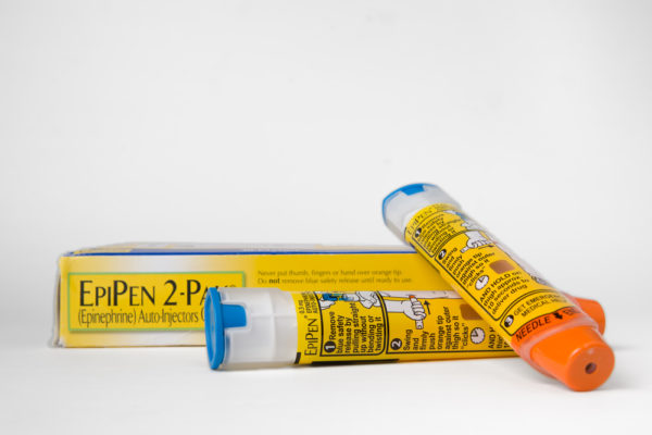 WashU Expert: EpiPen controversy highlights need for price controls