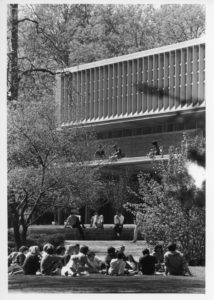 Students gather to study around Olin Library in 1965. (Washington University Archives)