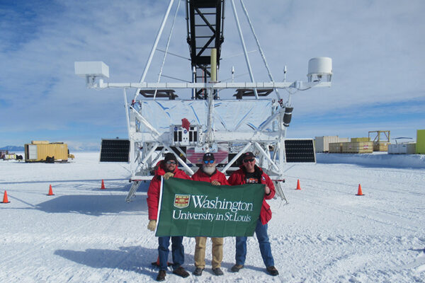 Cosmic ray telescope launches from Antarctica