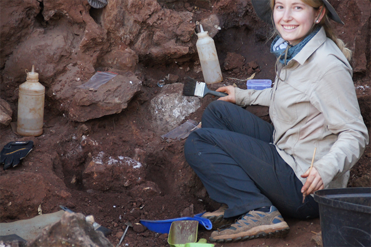 Student archaeologist