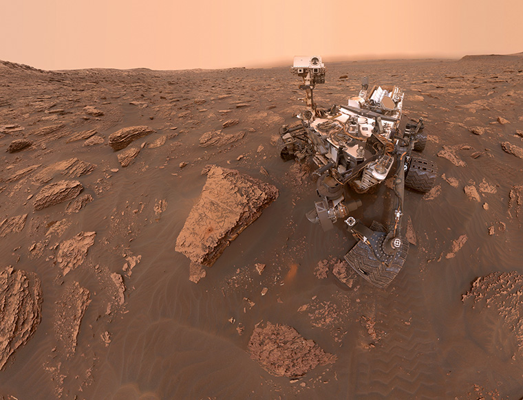 Powerful electrical events quickly alter surface chemistry on Mars and  other planetary bodies | The Source | Washington University in St. Louis