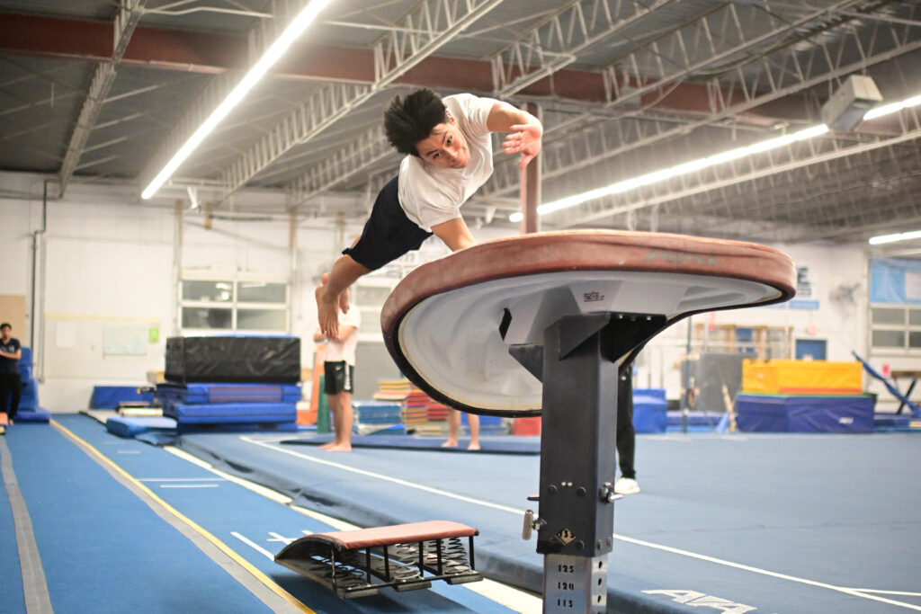 WashU Club Gymnastics vaults to the top - The Source - Washington
