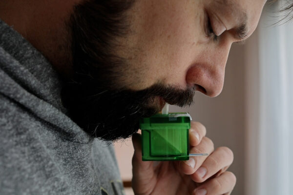 Scientists develop breath test that rapidly detects virus