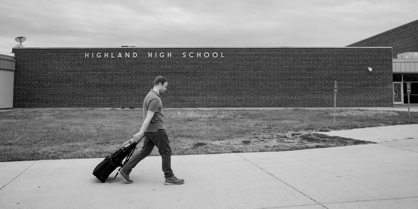 Dacoda Scarlett walking into Highland High School in Lewistown, Mo.